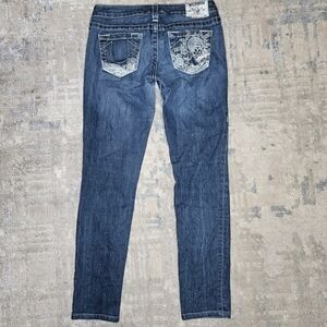 True Religion World Tour low rise skinny jeans w/embroidery Buddha Size 28